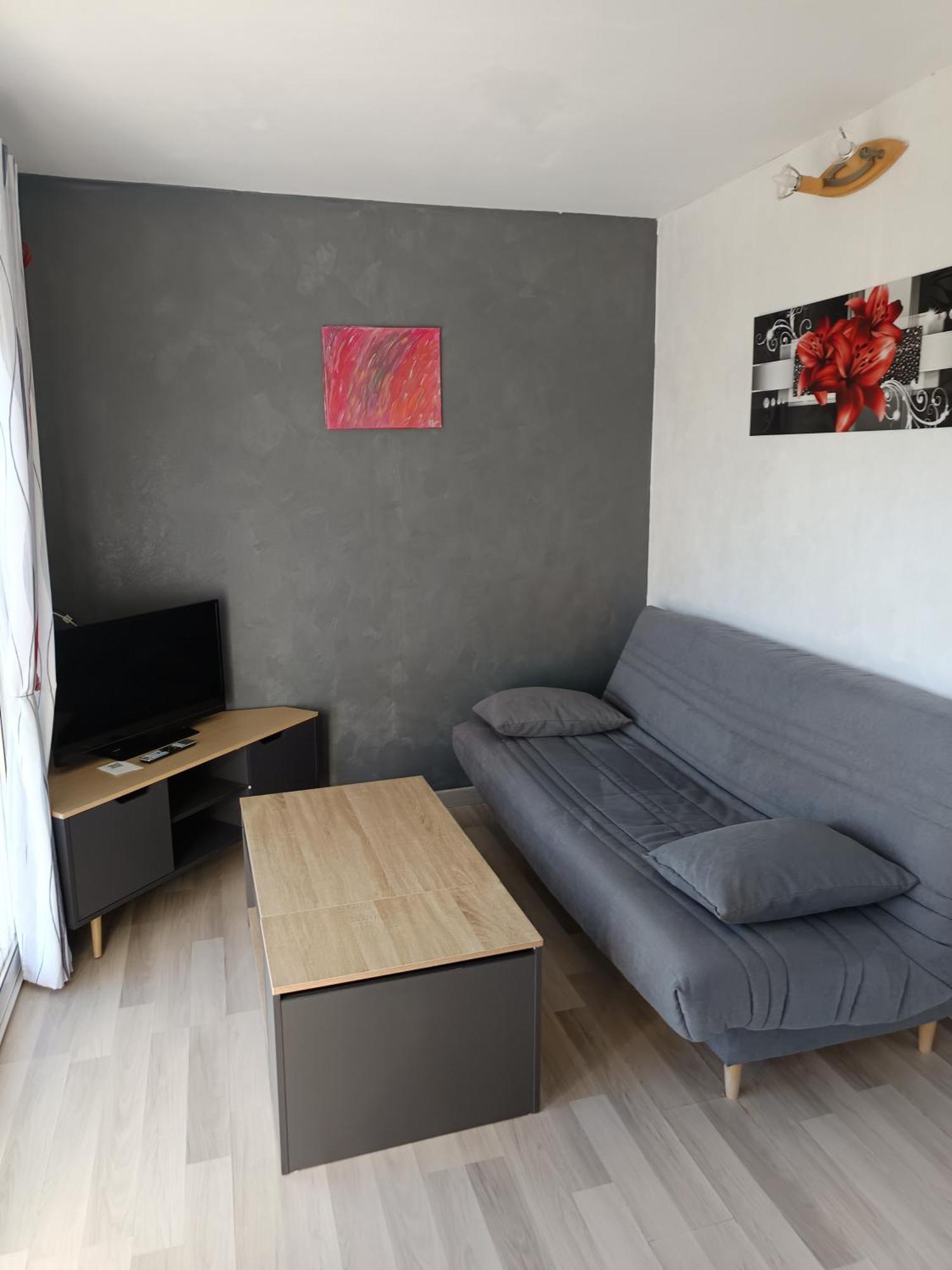 Apartamento Bellevue La Tour-dʼAuvergne Exterior foto